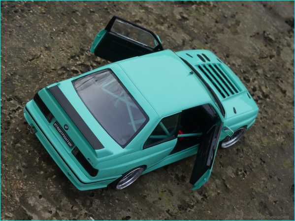 1:18 BMW E30 M3 Streetfighter -Tiffany Blue Edittion + OVP = RAR